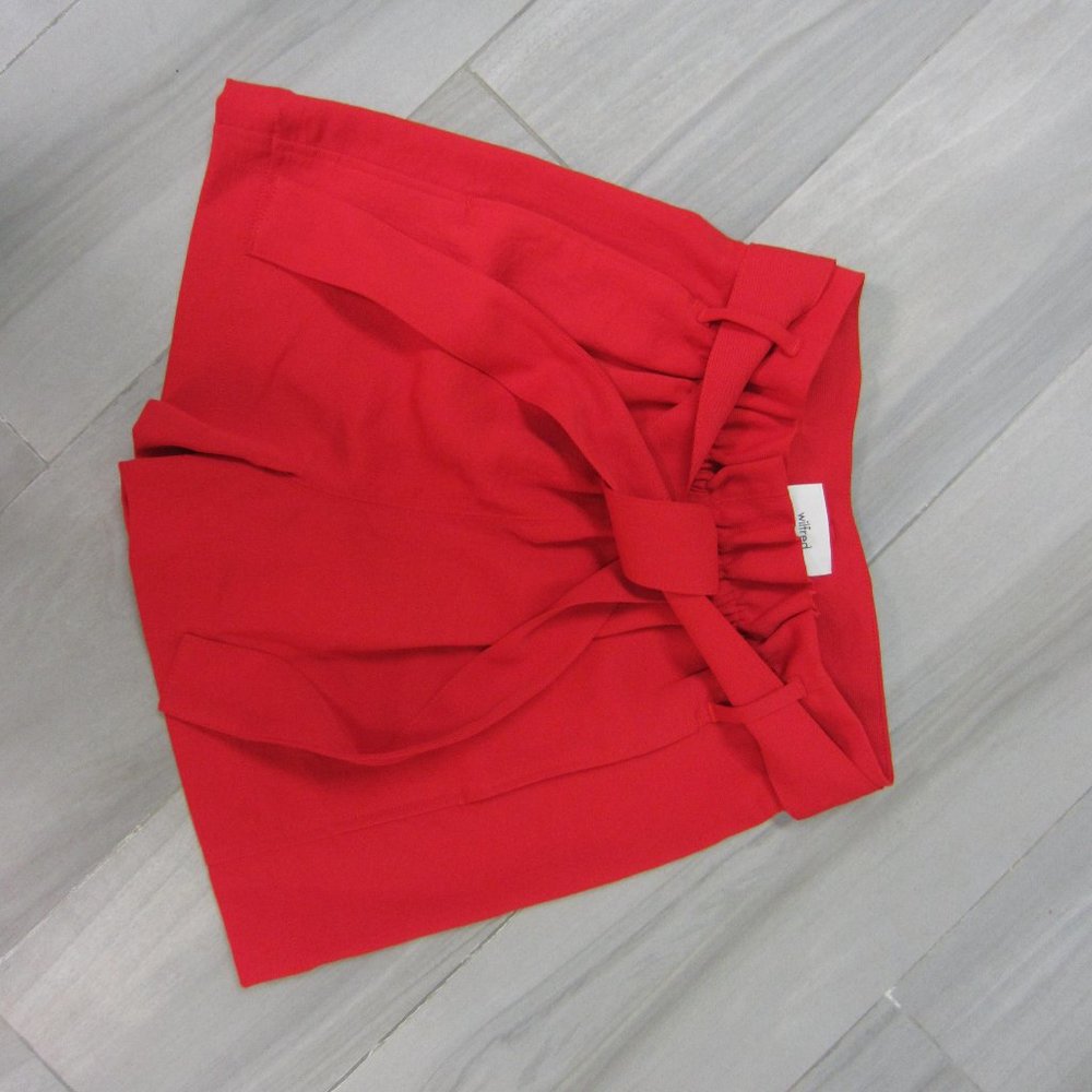 WILFRED RED SHORTS WITH BELT